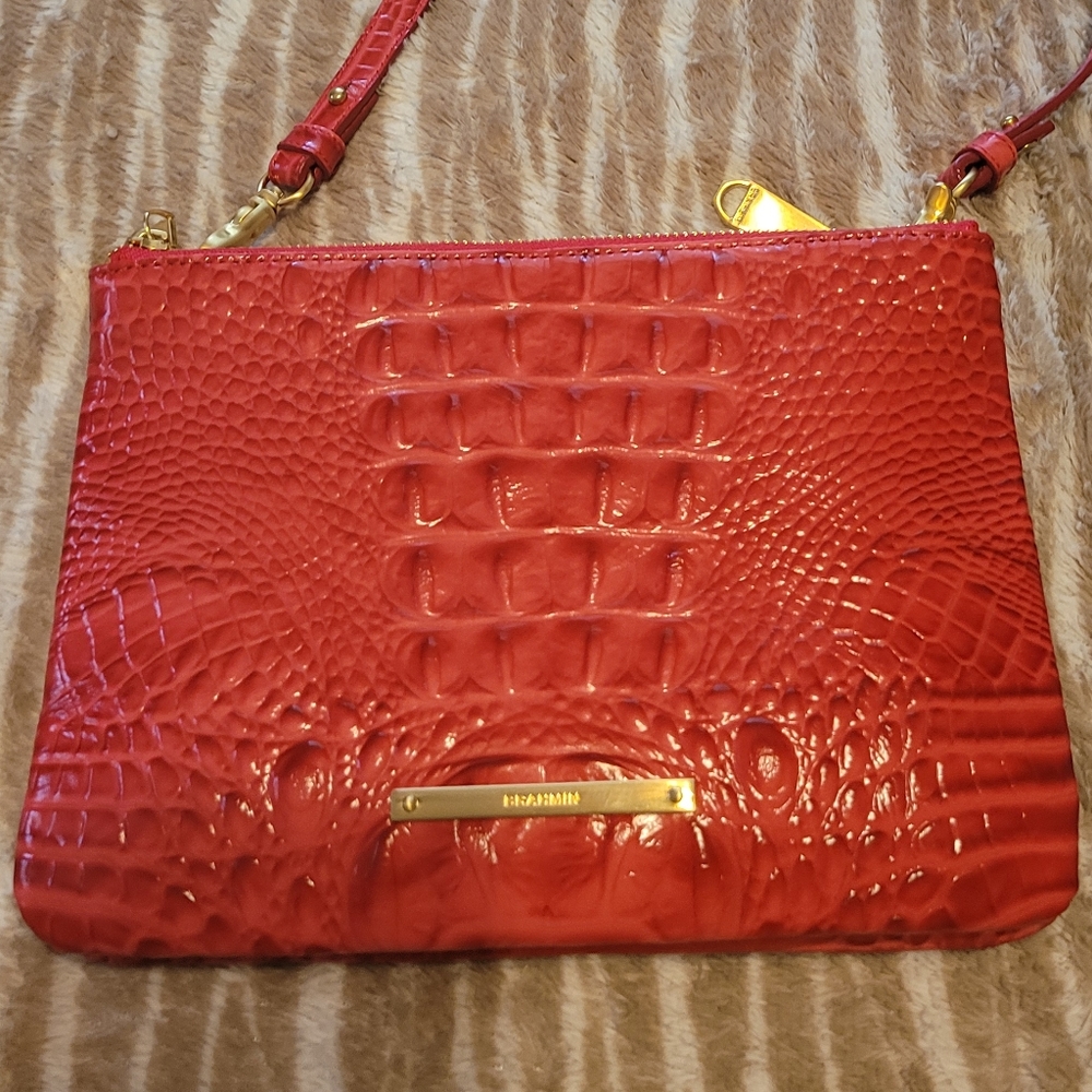 Almost new Brahmin crossbody!